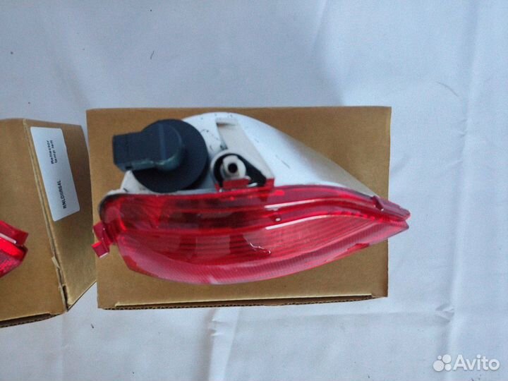 Катафот зад бампера прав Renault Logan