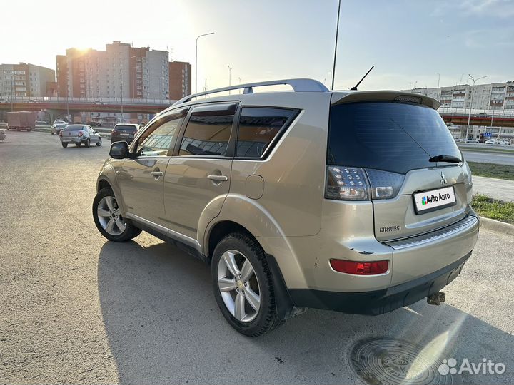 Mitsubishi Outlander 2.4 CVT, 2007, 250 000 км