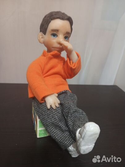 Кукла игровая