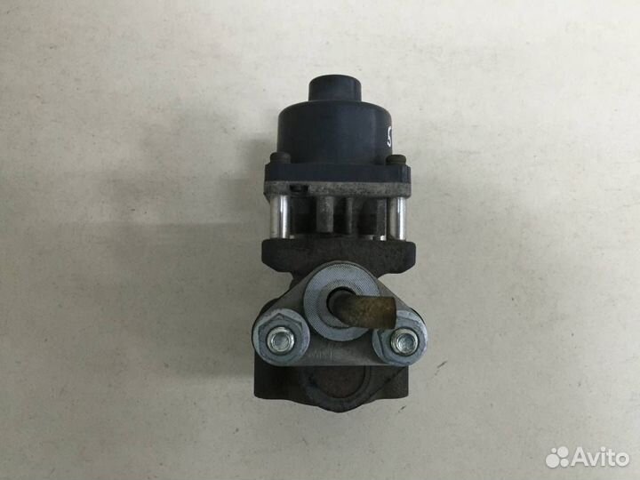 Клапан рециркуляции выхлопных газов Mitsubishi Col