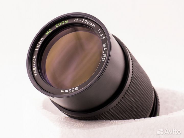 Yashica MC Zoom 75-200mm f/4.5 Macro (Canon)