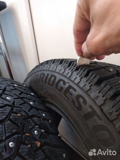 Bridgestone Blizzak Spike-02 185/65 R15