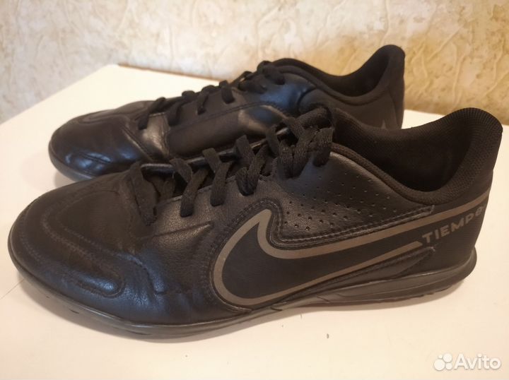 Футбольные бутсы Nike tiempo 37.5р