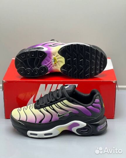 Кроссовки nike air max tn plus