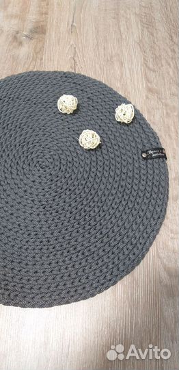 Салфетки сервировочные вязаные. Салфетка на стол