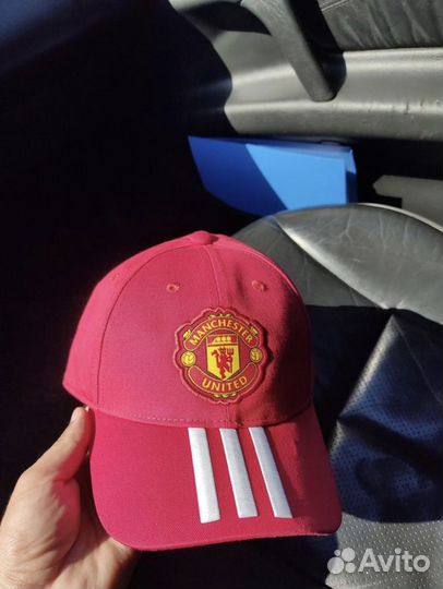 Бейсболка Адидас манчестер юнайтед