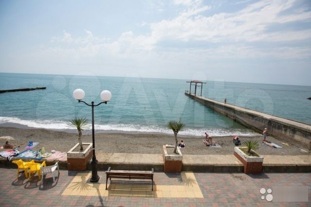 Комната 30 м² в 1-к., 1/2 эт.