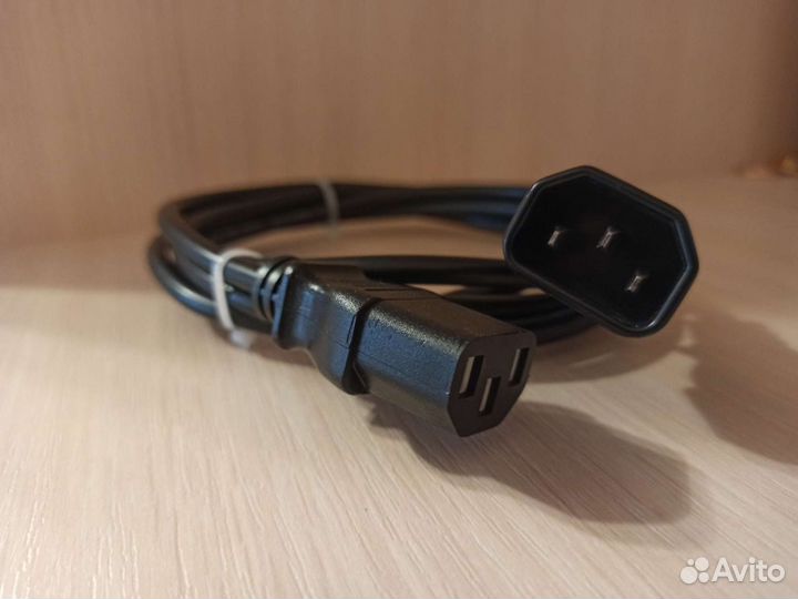 Кабель питания / удлинитель