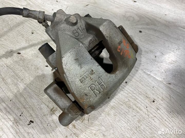 Суппорт тормозной передний правый Volvo C30 MB5244