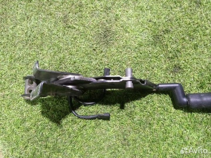 Рычаг стояночного тормоза Mercedes-Benz G-Class