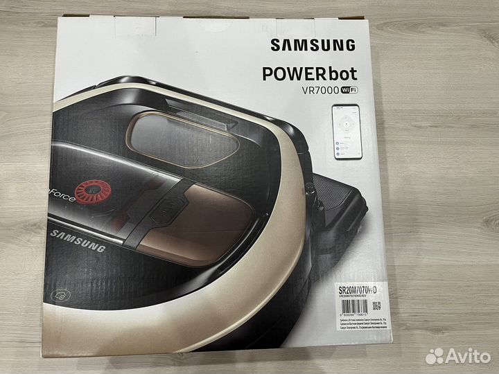 Робот пылесос Samsung PowerBot VR7000