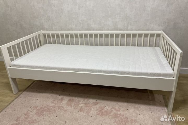Детская кровать IKEA Гулливер с матрасом