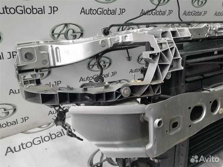 Панель передняя/телевизор (в сборе) Ford Focus/Focus RS/Focus ST