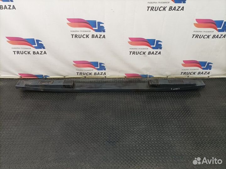 Усилитель переднего бампера Iveco Stralis