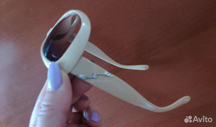 Солнцезащитные очки