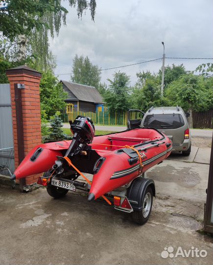 Моторная лодка