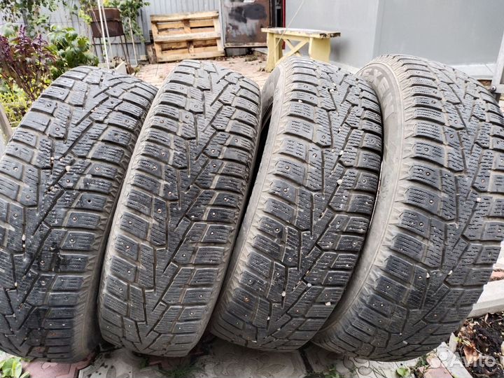 Winda IS66 215/65 R16