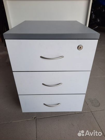 Тумбочка офисная бу