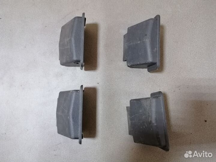 Заглушка сиденья Opel Monterey A 1992-1998