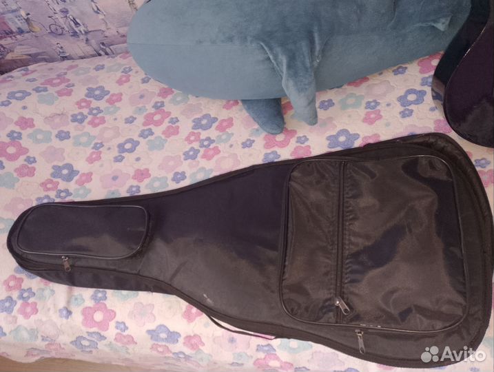 Акустическая гитара