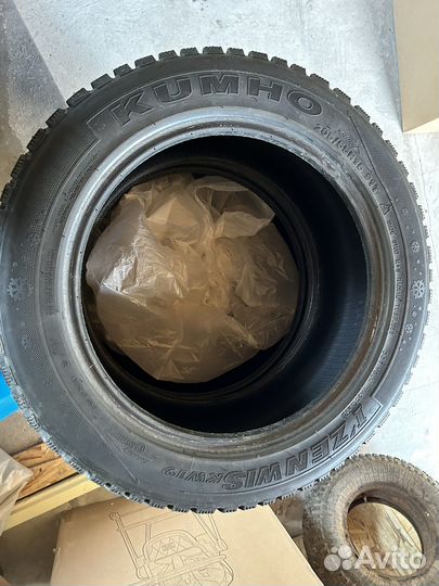 Kumho I'Zen Wis KW19 205/55 R16 91T