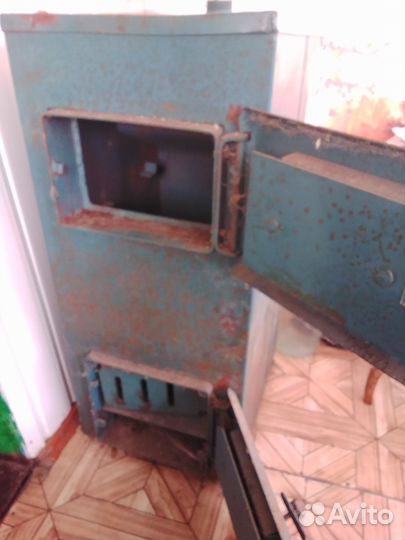 Твердотопливный котел новый с газовый приставкой