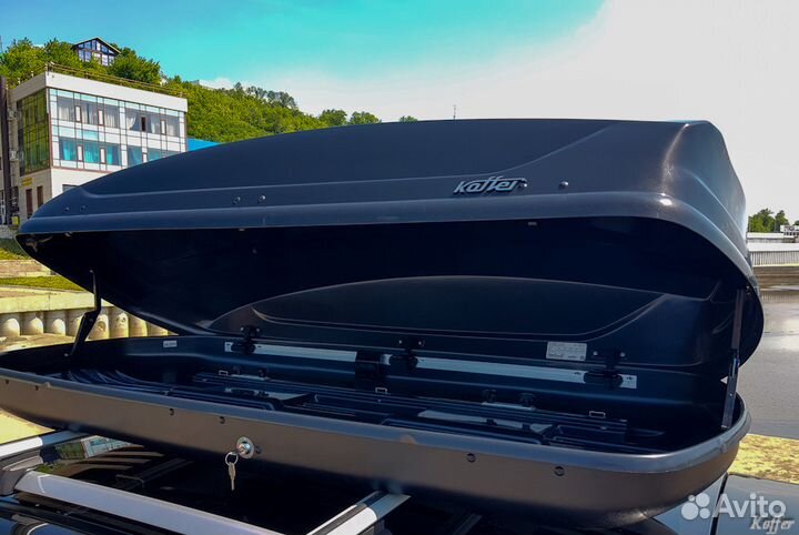 Автобокс на крышу Kofer 440 L черный глянцевый