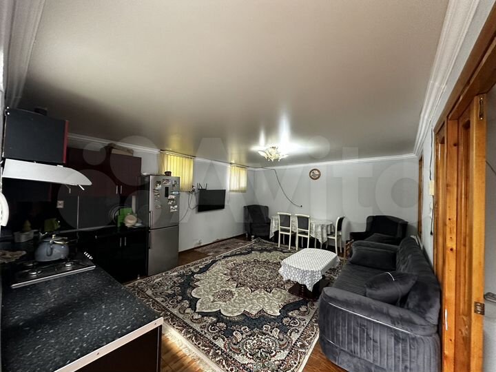 3-к. квартира, 800 м², 1/2 эт.