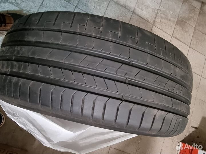 Pirelli P Zero PZ4 265/45 R21 108V