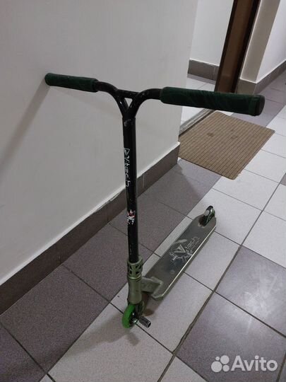 Трюковой самокат