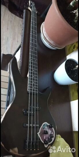 Бас гитара ibanez GSR200B-WNF