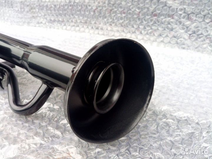 Горловина топливная Ниссан Навара