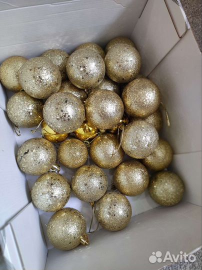 Елочные игрушки