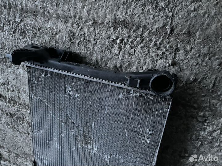 Радиатор mercedes w204 w212 c204 e212