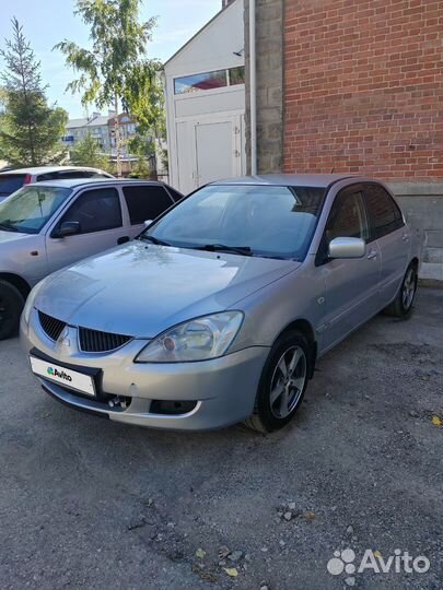 Mitsubishi Lancer 1.6 МТ, 2005, 210 000 км