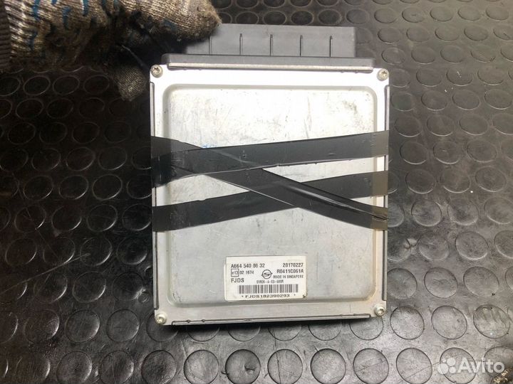 Блок управления двс SsangYong Kyron