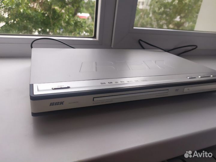 DVD плеер BBK 9903S