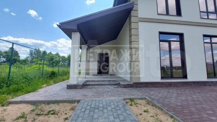 Дом 196 м² на участке 6,3 сот.