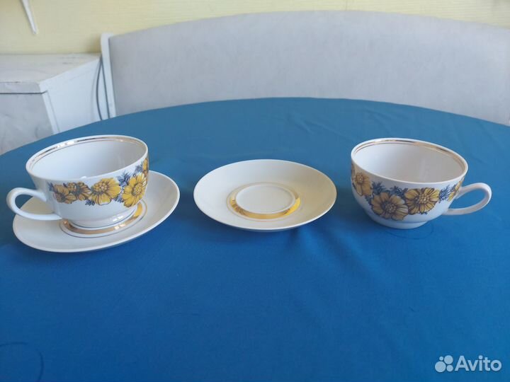 Чайный сервис с цветочным орнаментом Рижский фарфо