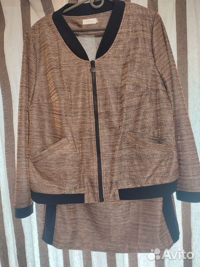 Костюм женский