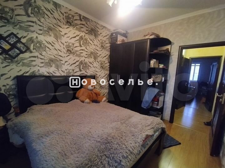 3-к. квартира, 90 м², 4/9 эт.