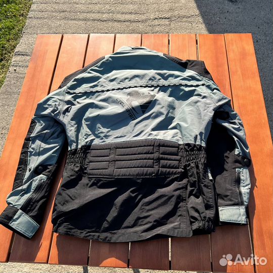 Мотокуртка