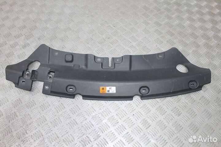 Накладка радиатора замка капота Ford Kuga 2 12-16