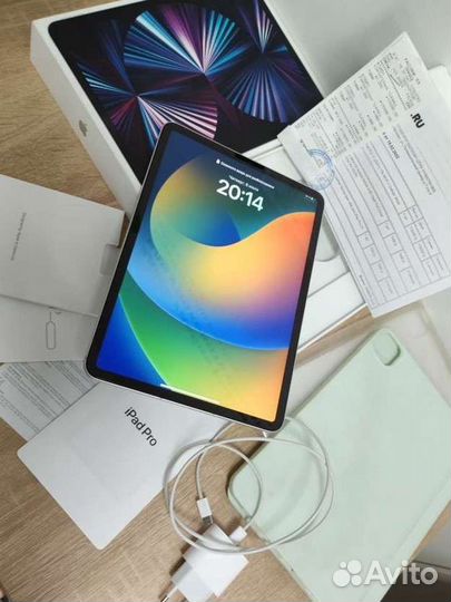 Идеальный iPad pro 11 1024Gb LTE cerulla