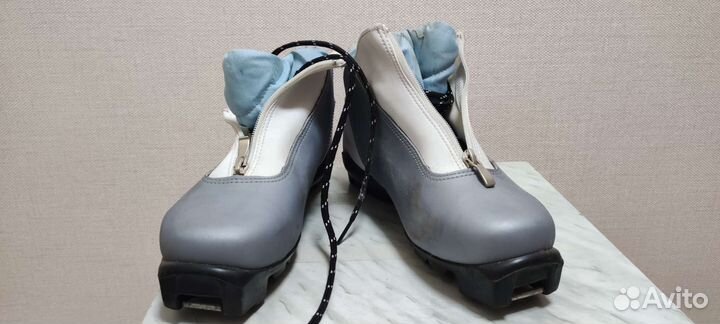 Лыжные ботинки 38 Trek distance SNS pilot