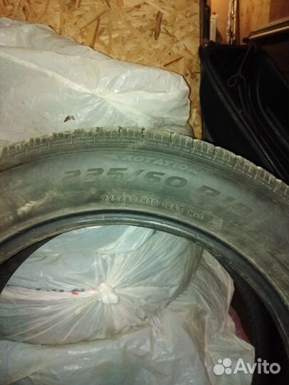 Pirelli Ice Zero 225/60 R18 104