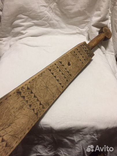 Старинная каталка для глажения белья