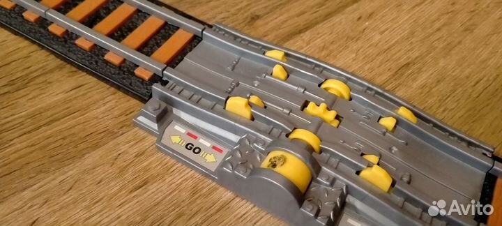 Детская железная дорога и поезд