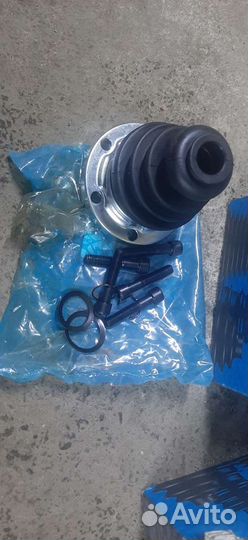 Пыльник шруса на ауди а6 Quattro