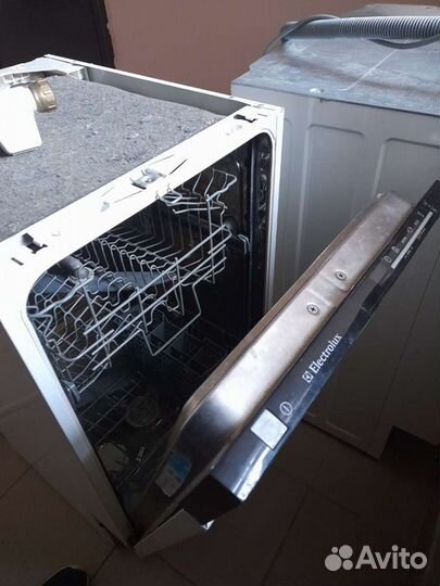 Стиральная и посудомоечная машины